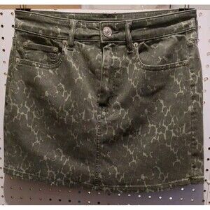 American Eagle Skirt Size 8 Hi Rise Mini Camo Green Stretch